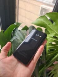 арсан телефон: Samsung Galaxy A3 2017, Б/у, 16 ГБ, цвет - Черный, 2 SIM — 3