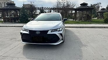 обмен на гелик: Toyota Avalon: 2020 г., Гибрид, Седан — 2