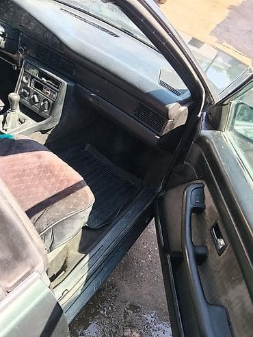 Audi 100: 1989 г., 2 л, Кол менен иштөөчү, Бензин, Седан — 3