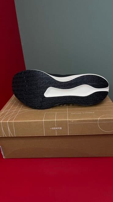 пена для обуви: Мужские кроссовки, 39, Новый, цвет - Черный, Бесплатная доставка — 3