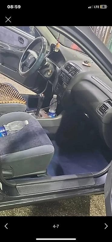 rover 623: Mazda 626: 1999 г., 2 л, Автомат, Бензин, Седан — 4