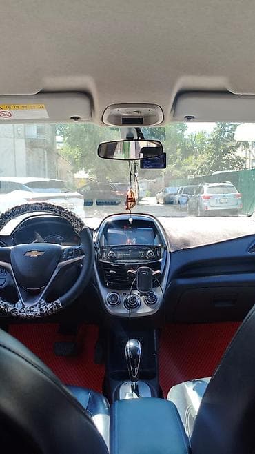 1: Chevrolet Spark: 2016 г., 1 л, Автомат, Бензин, Хэтчбэк — 6