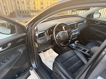машина в идеальном состоянии: Kia Sorento: 2019 г., 2 л, Автомат, Дизель, Кроссовер — 7