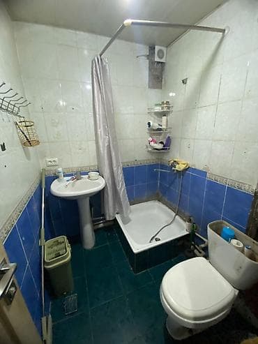 аукцион недвижимости бишкек: 2 комнаты, 44 м², Хрущевка, 1 этаж, Косметический ремонт — 3