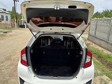 гольф стартер: Honda Fit: 2015 г., 1.5 л, Автомат, Бензин, Хэтчбэк — 6