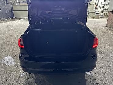 Транспорт: Volkswagen Jetta: 2012 г., 1.6 л, Бензин, Седан — 6