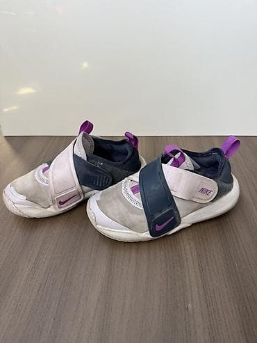 волейболный обувь: Детские кроссовки Nike. - Модель со вставками и ремнями-фиксаторами — 3