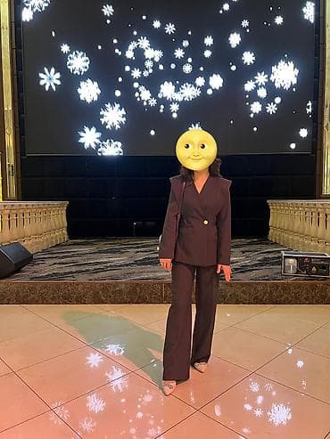 костюм руми: Срочно продается двойка пиджак. Одета три раза почти новый ✨ Цвет — 3