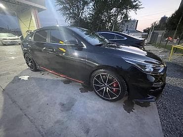 картинг машина: Kia K3: 2018 г., 1.6 л, Вариатор, Бензин, Хэтчбэк — 2