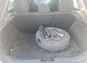 rex sprinter: Ford Focus: 2002 г., 1.6 л, Механика, Газ, Хэтчбэк — 7