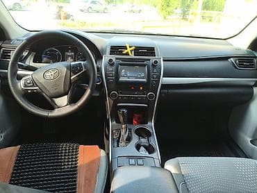 Toyota Camry: 2014 г., Гибрид — 3