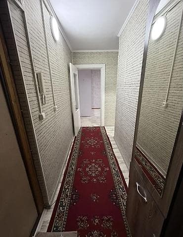 Сдаётся 1‑комнатная квартира, 9 микрорайон, 1 этаж. Цена — договорная — 3