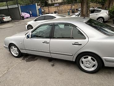 Продажа авто: Mercedes-Benz E-Class: 1998 г., 2.4 л, Автомат, Газ, Седан — 3