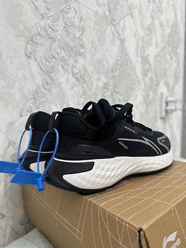 Жеке буюмдар: Кроссовки Li-Ning для бега и активных тренировок. Унисекс 35 размер — 2