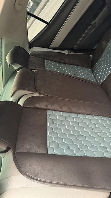 сидения лабо: Чехлы Алькантара, цвет - Серый, Toyota, Б/у — 4
