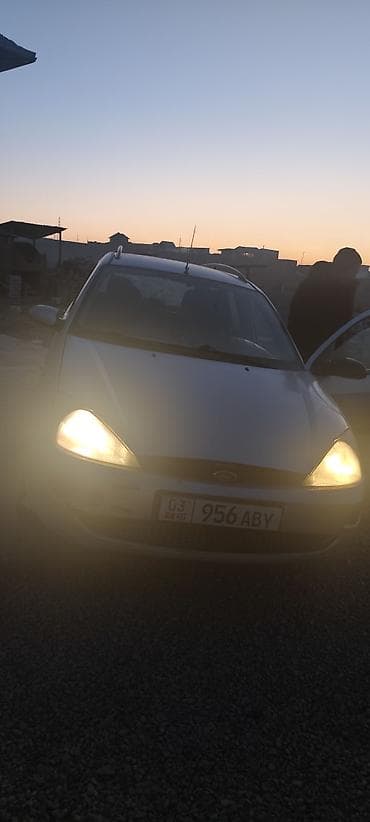 комби машина: Ford Focus: 2001 г., 1.8 л, Механика, Дизель, Универсал — 2