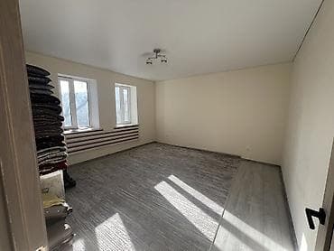 асыл тукум уйлар: Үйдүн жарымы, 81 м², 4 бөлмө, Менчик ээси, Косметикалык оңдоо — 9