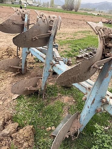 volk rays: Навесной оборотный плуг для трактора - Конструкция: 4-корпусный плуг — 2