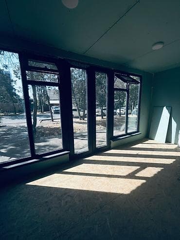 osh flats: 1 комната, 28 м², Хрущевка, 1 этаж, Косметический ремонт — 10