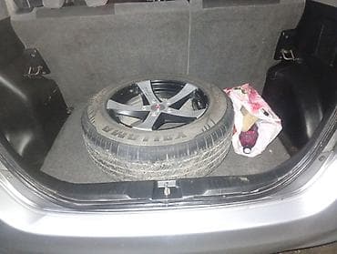 small car: Honda Fit: 2002 г., 1.3 л, Вариатор, Бензин, Хэтчбэк — 10