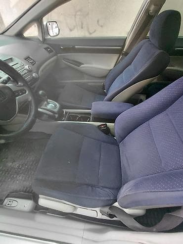 Honda Civic: 2006 г., Вариатор, Гибрид, Седан — 10