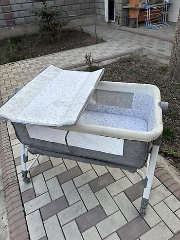 детскую кровать манеж: Детская прикроватная колыбель-манеж с москитной сеткой - Тип — 2