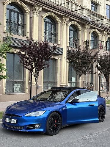 авто машина в расрочку: Tesla Model S: 2015 г., Автомат, Электромобиль, Хэтчбэк — 3