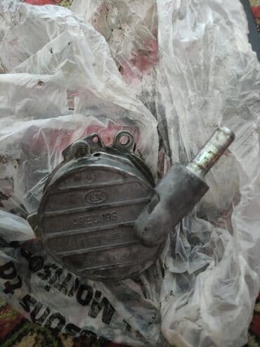 не рабочий генератор: Насос вакуумный, усилитель тормозов для двигателя ОМ 611 Mercedes — 1