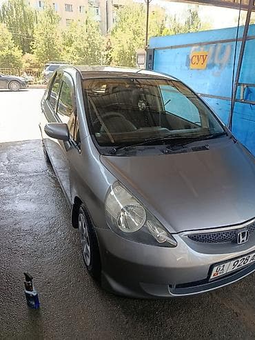 honda corolla: Honda Fit: 2005 г., 1.3 л, Вариатор, Бензин, Хэтчбэк — 10