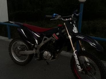 Мототехника: Эндуро/кроссовый мотоцикл 250cc класса с тюнингом - Тип — 1