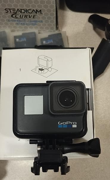 Продам экшен камеру GoPro Hero 6 Black. В хорошем состоянии, работает