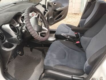 subaru justi: Honda Fit: 2008 г., 1.3 л, Автомат, Бензин, Седан — 10