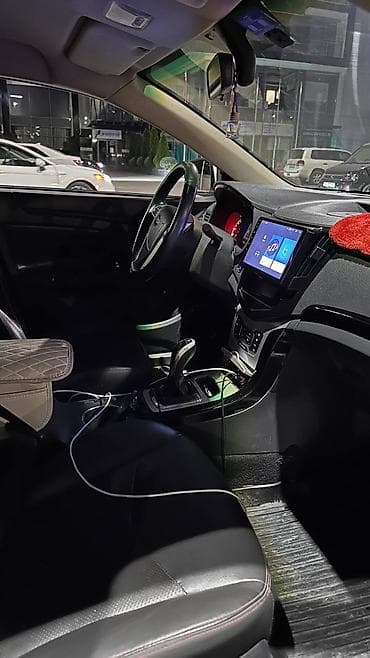 byd f3: BYD E5: 2017 г., Робот, Гибрид, Седан — 8