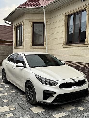 шины для гиганта: Kia K3: 2019 г., 1.6 л, Вариатор, Бензин, Седан — 1