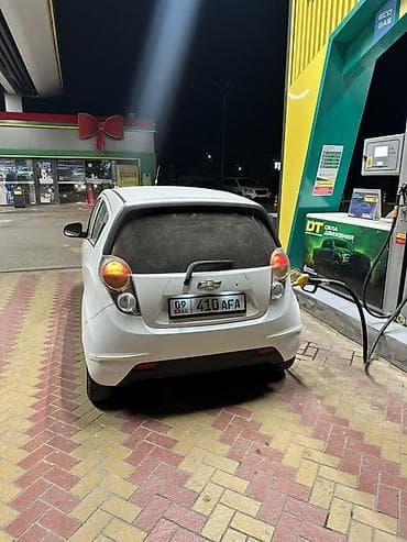 pontiac sunfire: Chevrolet Spark: 2013 г., 1 л, Автомат, Бензин, Хэтчбэк — 4