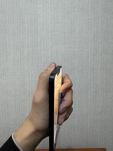 iphone 13 128 gb: IPhone 13 — 4