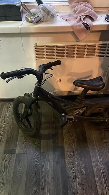 Коляски: Детский велосипед с педалями, компактный и легкий. Подходит для первых — 1