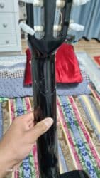 классическая гитара цена: 🎸 Продаю гитару Чёрная, в хорошем состоянии. Был скол — приклеено — 13