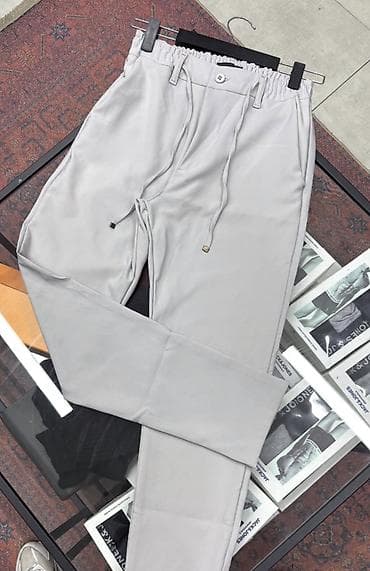 red wing: Брюки мужские, оливково‑хаки цвета. Прямой крой с небольшим сужением к — 3