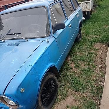 кнопка стеклоподъемника: ВАЗ (ЛАДА) 2102: 1977 г., 0.6 л, Ручные, Универсал — 7