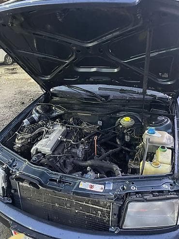 audu a4: Audi 100: 1991 г., 2.3 л, Ручные, Бензин, Седан — 6