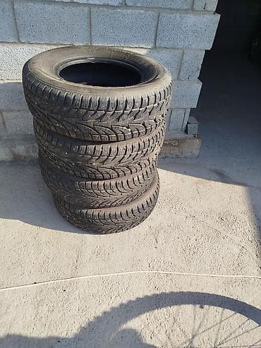 Шины 225 / 70 / R 15, Зимняя шипованная, Б/у, Комплект, Легкий коммерческий транспорт (C/LT), Китай, Sailun