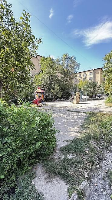Продажа квартир: 1 комната, 28 м², ул. Московская / Уметалиева Индивидуалка, 5 этаж, Косметический ремонт — 1