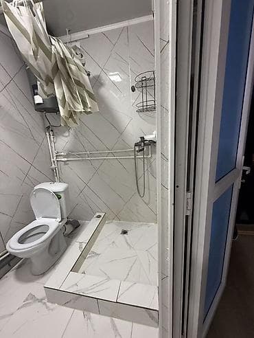 1: Сдается квартира в ж/м Учкун, (максимум на 3 человека) ответственным — 3