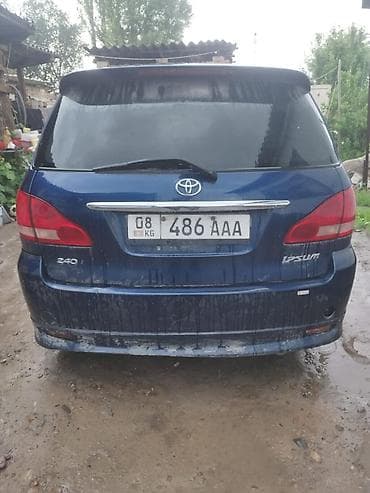 Toyota Ipsum: 2003 г., 2.4 л, Автомат, Газ, Минивэн