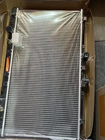 таета сиенна радиотор: Радиатор охлаждения двигателя (алюминиевый сердечник, пластиковые — 3