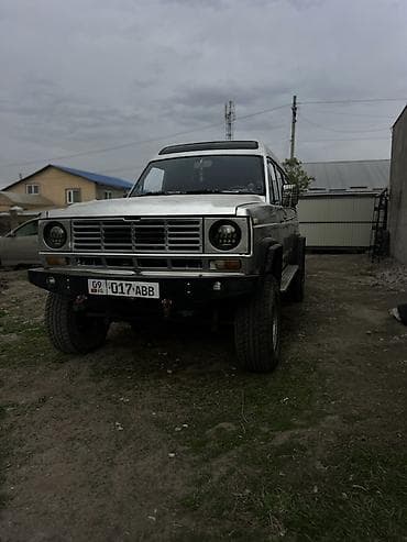 авто элек: Nissan Patrol: 1983 г., 2.8 л, Кол менен иштөөчү, Бензин, Жол тандабас — 1