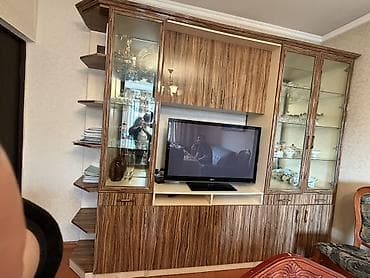 сервант советской: Кухонный гарнитур + стенка-гостиная Кухонный гарнитур: - Прямая — 4