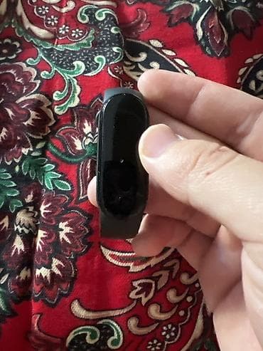 honor band: Фитнес-браслет с сенсорным экраном (черный ремешок) - Компактный — 1