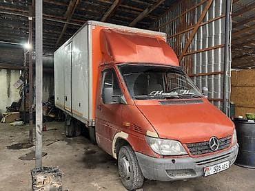 полики на ист: Легкий грузовик, Mercedes-Benz, Стандарт — 1